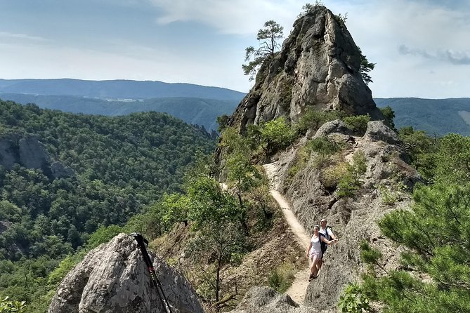 4-Hour Private Alpine Hiking Tour 'In the footsteps of king Lionheart' - Dürnstein Time After the Hike: Wander Without a Schedule