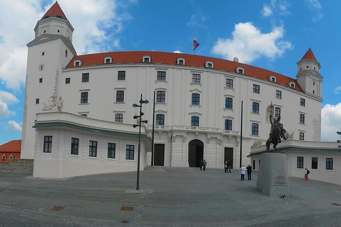 8 days European Highlights PRIVATE TOUR from Budapest including Budapest Vienna Prague and Bratislava - Day 3 Budapest: Baroque Old Town streets and the optional Széchenyi Thermal Bath