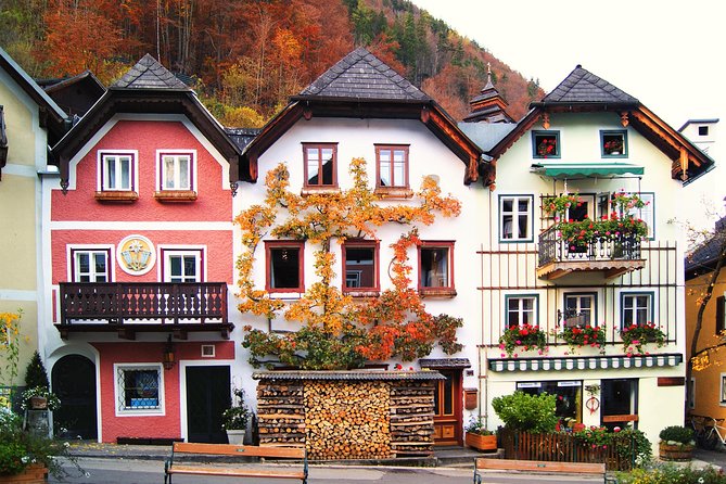 Alpine Hallstatt Day Trip from Vienna incl. Admont Abbey Visit - Ort Castle and Traunkirchen: why the lake stop can change