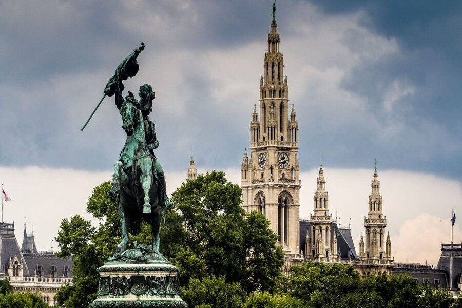 An Introduction to Vienna Walking Tour - Should You Book This Art Historian Walking Tour?