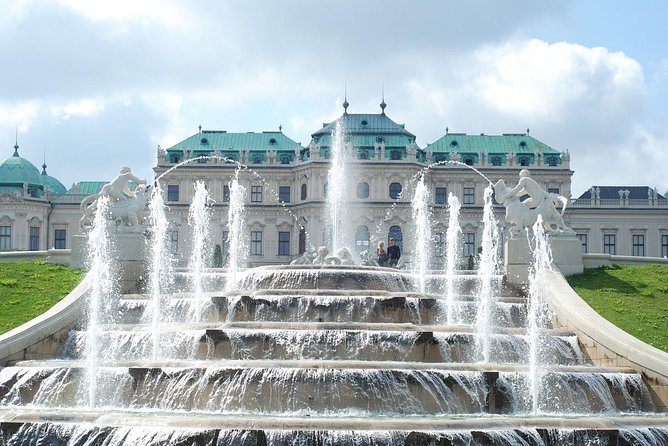 Belvedere Palace and Museum Tour - Guides can change your whole experience, and this one is known for strong teaching