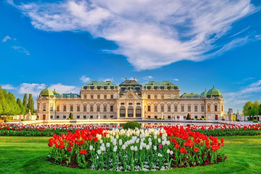 Belvedere Palace: Tour with Skip-the-Line/Transfer Options - The 2-hour private Upper Belvedere option: best for focused art lovers