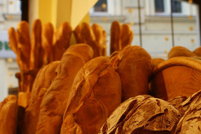 Best of Food Tour Vienna - Chocolate store pralines and how Vienna does sweet right
