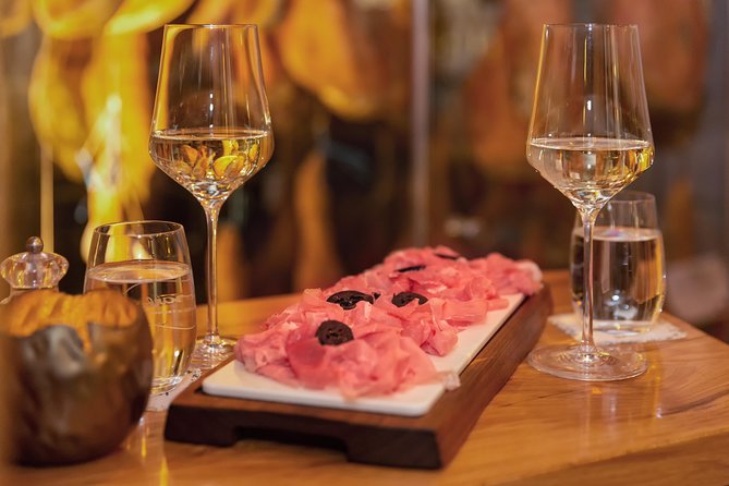 Best of Food Tour Vienna - Stop 1: Viennese breads at a city-center starting point