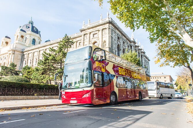 Best of Vienna Pass: Schönbrunn, Belvedere, Big Bus & Cruise - Schönbrunn Palace Grand Tour: 40 rooms and a real sense of scale
