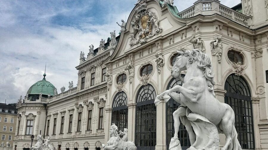 Best of Vienna: Private Walking Tour with a Local - Hidden courtyards, local markets, and cafés, without pretending you’re a local overnight
