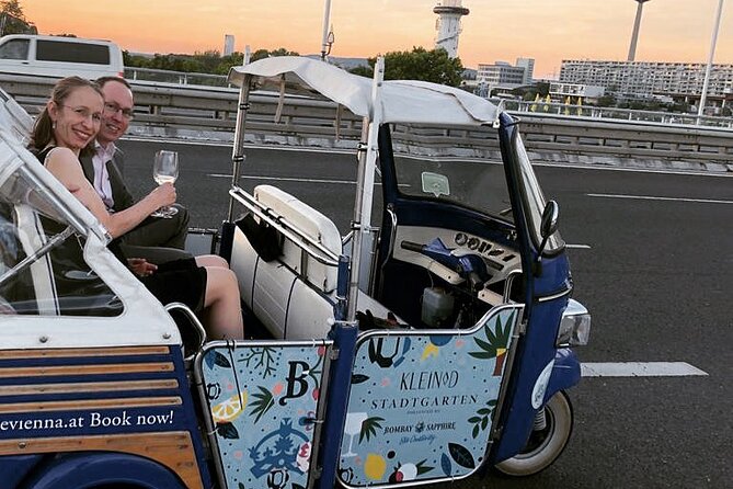 Best of Vienna Tour in TUK TUK! - The driver personal guide factor: fun facts and real recommendations