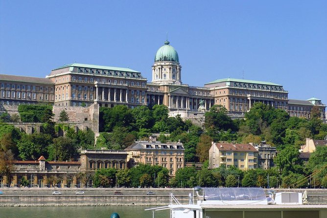 Budapest Private Day Trip from Vienna - Lunch On Your Own: How to Spend Wisely on Hungarian Classics