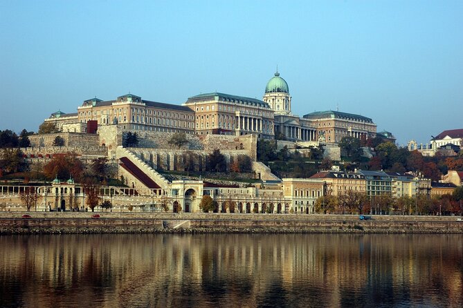 Budapest Small-Group Day Trip from Vienna with Local Guide - Pickup at 7:30 and the Small-Group Advantage