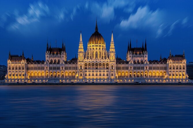 Budapest Unveiled Exclusive Day Tour - Key things that make this tour worth considering