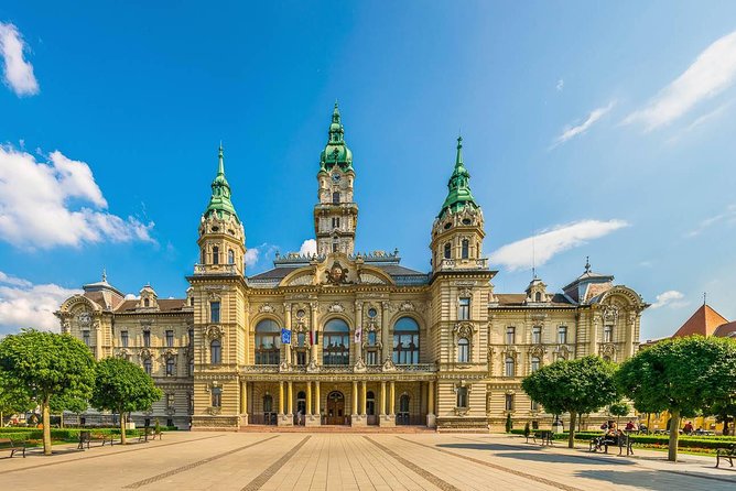 Budapest-Vienna One-Way Sightseeing Transfer - The value question: is 324.41 per person worth it?