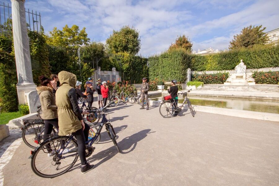 Classic Vienna: 3-Hour Guided Bike Tour - Donau Canal Riding Past Urania: Scenic Views with Real Breathing Space