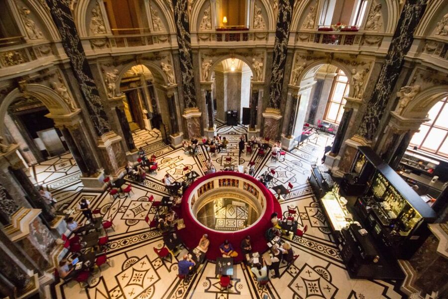 Combo Ticket: Kunsthistorisches Museum & Imperial Treasury - Don’t skip Kunstkammer: the art of collecting things people made