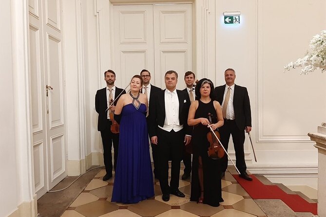 Concert at the Palais Schönborn-Batthyány by the Vienna Baroque Orchestra - A 90-minute baroque night in a Vienna palace hall