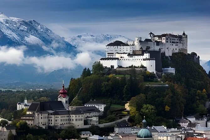 Day Tour from Vienna to Hallstatt and Salzburg with Photographer - Hallstatt on Foot: 2 to 2.5 Hours to Find Your View