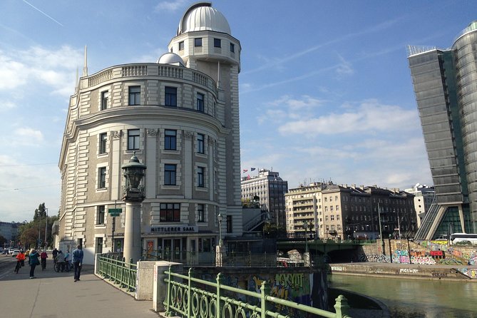 eBike Vienna 90min guided tour - use ebike for the whole day - Getting Oriented at Argentinierstraße (and why that matters)