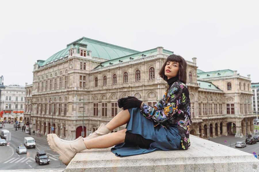 Exclusive Vienna Photography Session and City tour - The Included Coffee Break That Keeps It Human