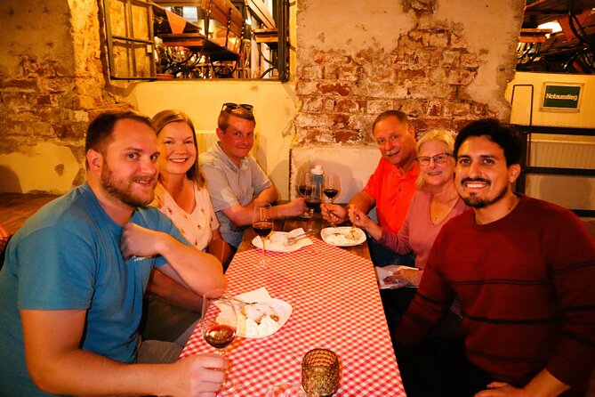 Food Tasting Tour in Hidden Gems of Vienna for Small Groups - Stop 4 at Horváth Weinstüberl: apple strudel paired with wine in a cave setting