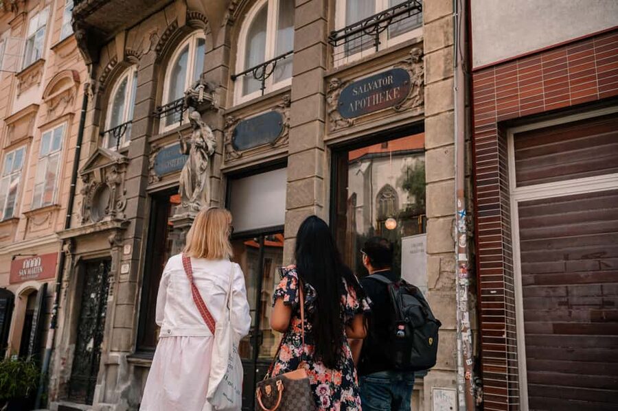 From Vienna: Bratislava City Tour with Food Options - Bratislava from Vienna: the Danube-flavored day trip that fits real schedules