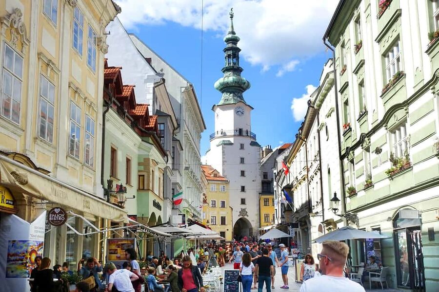 From Vienna: Bratislava City Tour with Food Options - Four hours of free time: make it a slow stroll, not a checklist