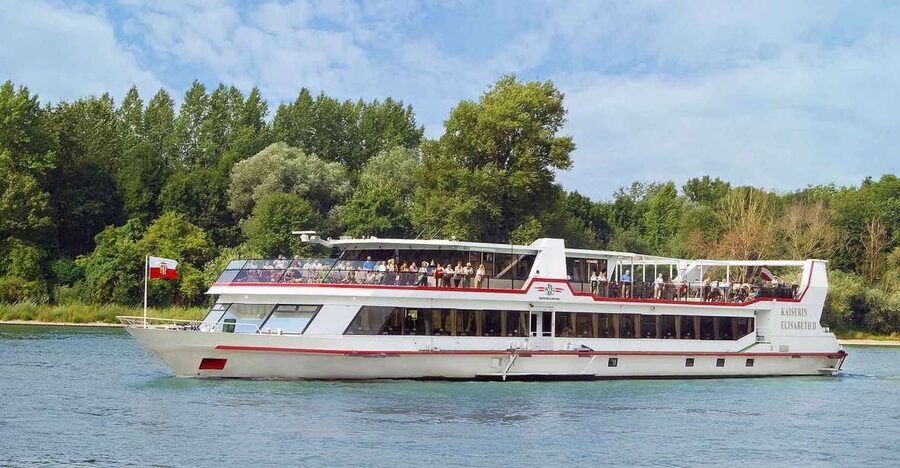 From Vienna: Day Cruise to Bratislava - Stepping aboard MS Kaiserin Elisabeth, where comfort is the point