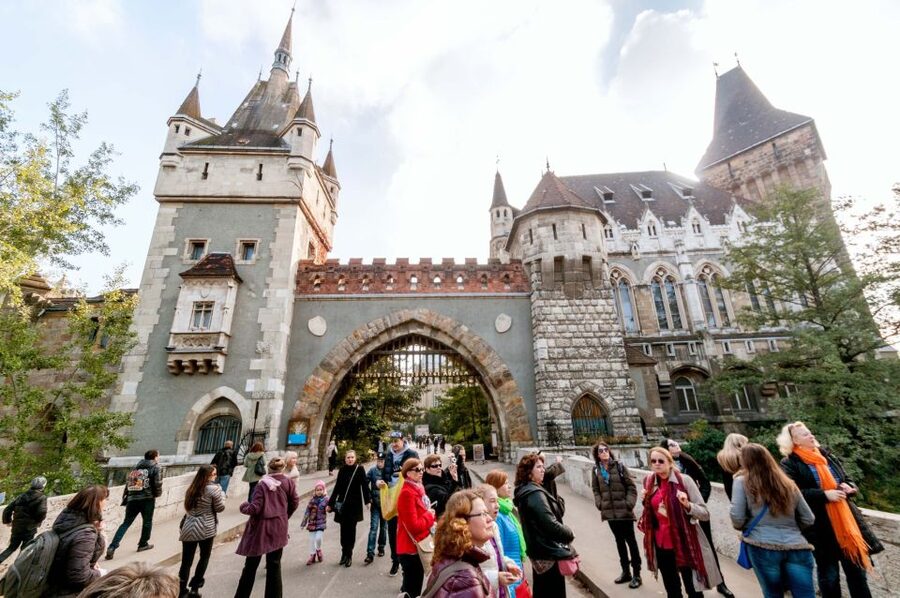 From Vienna: Guided Day Trip to Budapest - Should You Book This Vienna to Budapest Day Trip?