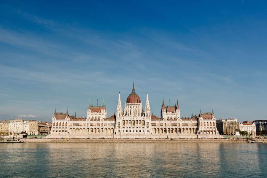 From Vienna: Guided Day Trip to Budapest - Tips to Make the Day Work Smoothly