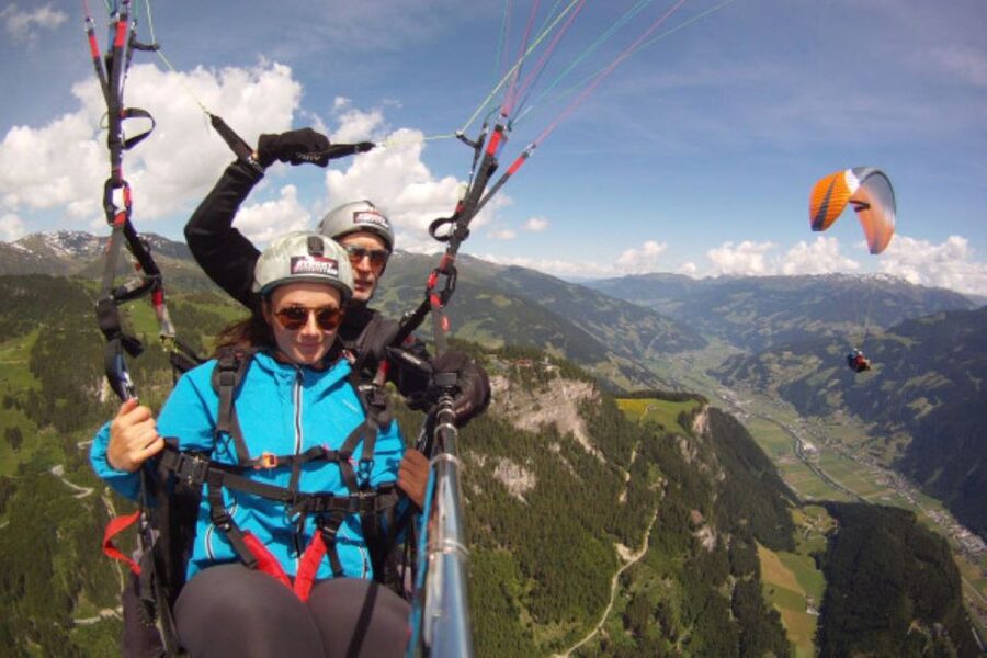 Fügen: Early Bird Superhigh Flight - Quick Hits: What Makes This Early-Bird Superhigh Flight Worth It
