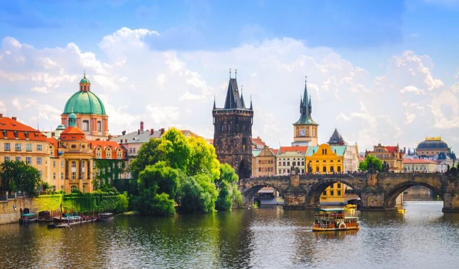 Full-Day Private Trip from Vienna to Prague - Key highlights you’ll feel right away