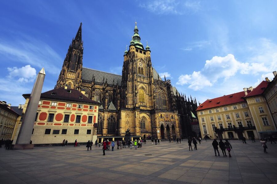 Full-Day Private Trip from Vienna to Prague - Prague Castle: Hradschin Hill Views and St. Vitus Cathedral Impact