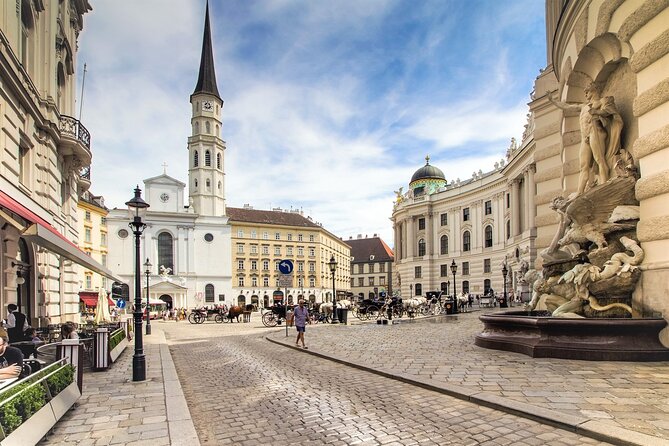 Gems of Vienna-Tour - Starting at St. Stephen’s Cathedral, Then Breaking Vienna into Layers