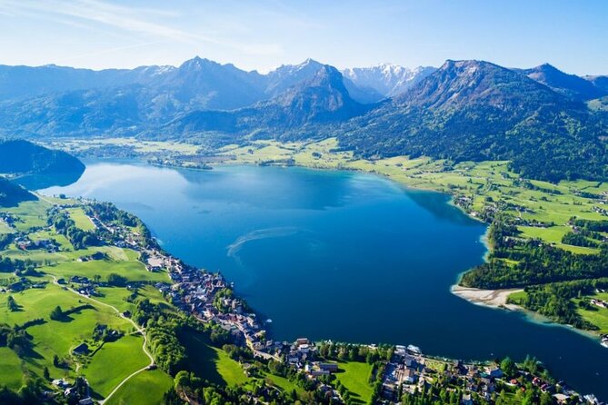 Guided excursion to Hallstatt in the Salzkammergut from Vienna - Lake Wolfgangsee and St. Gilgen: the drive that sets the mood
