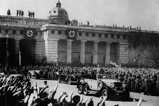 Historical Hitler Walking Tour of Vienna - Albertinaplatz Memorial Against War & Fascism: remembering without spectacle