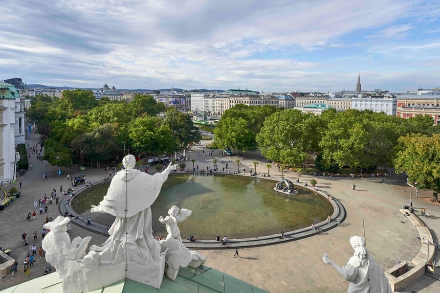 Karlskirche Entry Ticket with Panoramic Terrace Access - The Treasury and the Organ Loft: Up Close With Craft and Sound