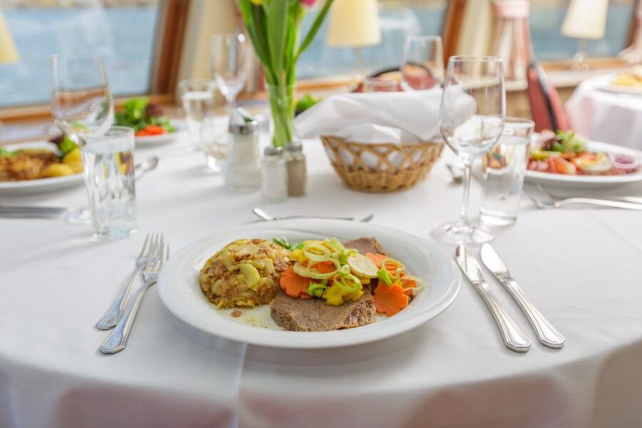 Krems: Wachau Valley River Cruise with 3-Course Meal - FAQ
