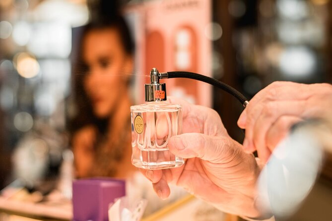 KuK perfumery Filz - the fragrance of empress Sisi - Listening to Vienna Stories While You Enjoy a Drink