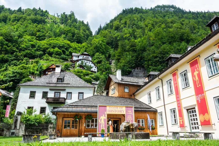 Majestic Walking Tour of Hallstatt - Welterbemuseum Hallstatt finish: what to do right after the tour ends