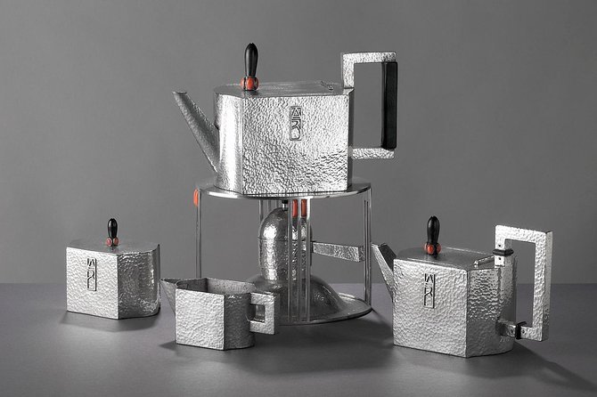 MAK - Museum of Applied Arts, Vienna, Ticket - Permanent highlights: Mobelmuseum style and the Klimpt works of art