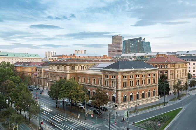 MAK - Museum of Applied Arts, Vienna, Ticket - Price and value of a $21.72 MAK ticket