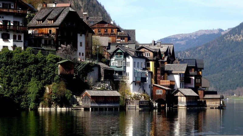 Private Day Highlight Tour of Hallstatt from Salzburg - How the Salzburg pickup and private van make the day easier