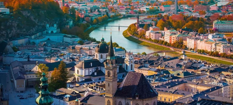 Private day trip: Budapest > Bratislava & Vienna, in English - St. Stephen’s Cathedral and the Historic Center Walk