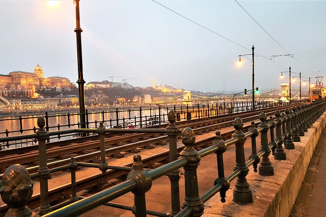 Private Day Trip to Budapest from Vienna - Citadella and Gellért Hill: the quick photo stop with maximum payoff
