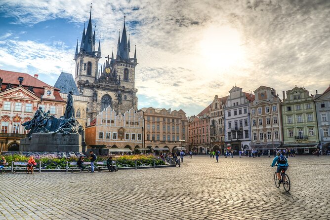 Private Full Day Tour to Prague from Vienna - Prague highlights with your English guide: what you will actually see