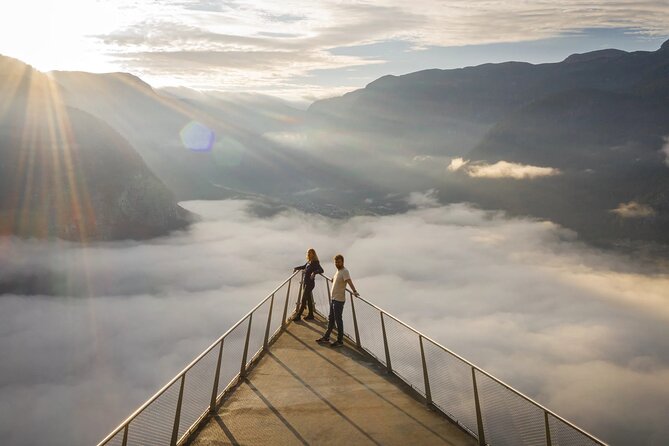 Private guided tour from Vienna to Hallstatt with Skywalk & Salt Mine Experience - Lunch, pace, and comfort: how the day actually flows