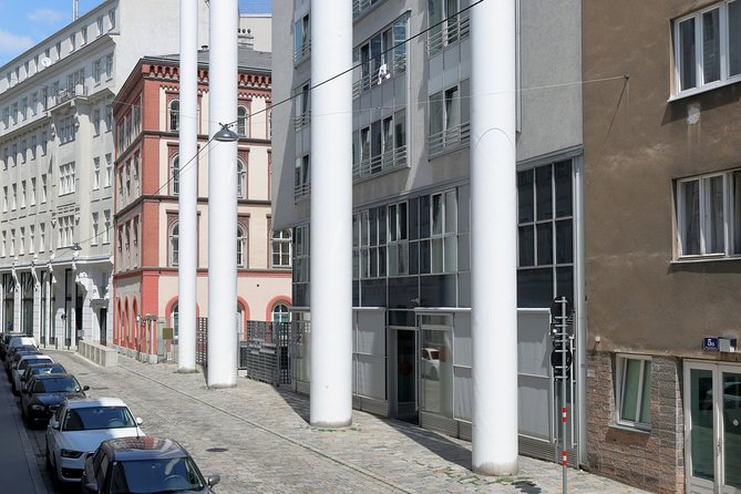 Private Jewish Vienna Walking Tour - Stop 2: Theater Nestroyhof Hamakom and the Yiddish cultural thread