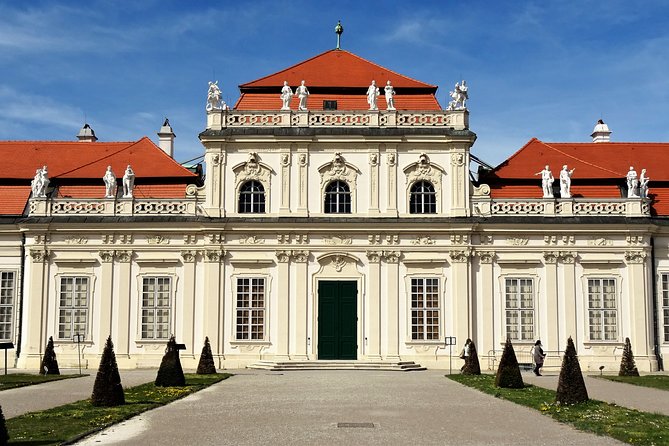 Private Klimt & Vienna Art Walk — From Baroque to Secession - Price and value for a private group up to 8