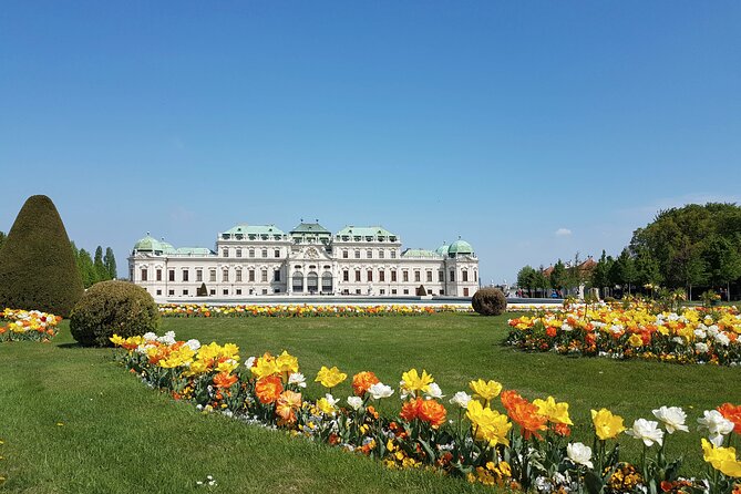 Private Themed Tour of the Belvedere with an Art Historian: "The Kiss" by Gustav Klimt: how it became the Symbol of the Viennese Art - Who should book this Klimt and The Kiss themed tour