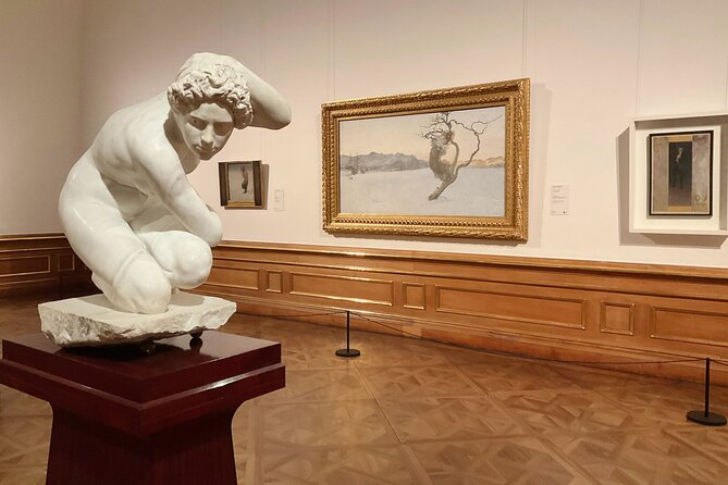 Private Themed Tour of the Belvedere with an Art Historian: "The Kiss" by Gustav Klimt: how it became the Symbol of the Viennese Art - Skip-the-line Belvedere Palace tickets: what you gain in real time