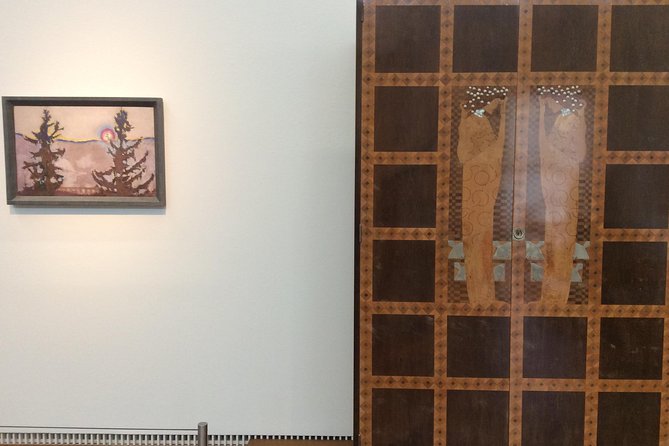 Private Tour with an Art Historian of the Leopold Museum: Gustav Klimt, Egon Schiele and Viennese Art Nouveau - Stop 1 at the Leopold Museum, what you’ll focus on and why