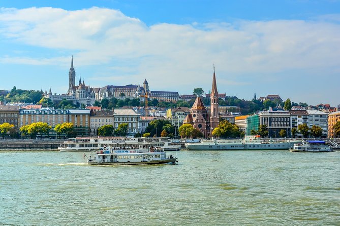 Private Transfer from Vienna to Budapest with 2 hours for sightseeing - A 4-Hour Private Transfer With Built-In Sightseeing Time